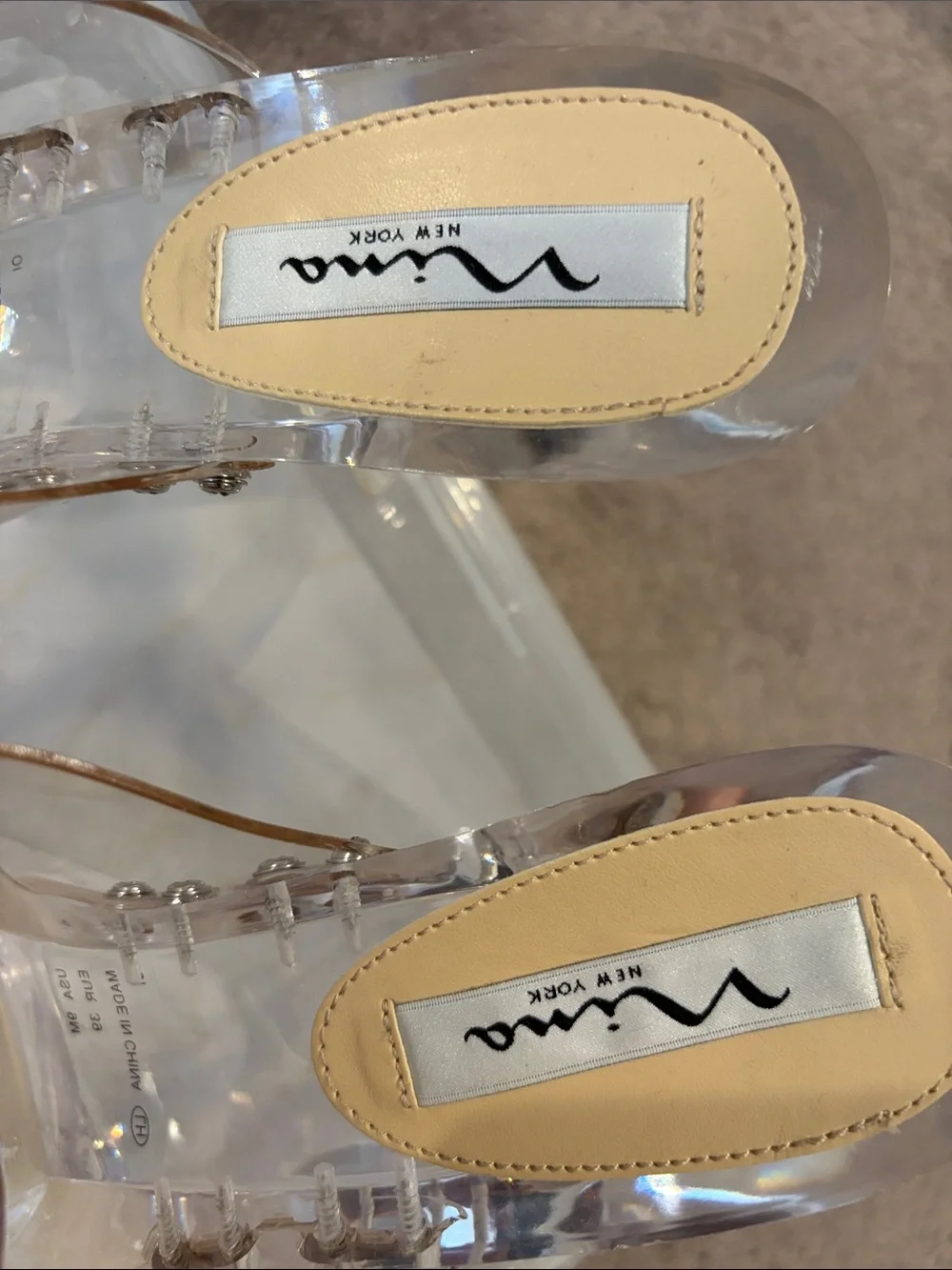 Nina sleek transparent